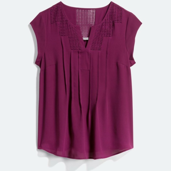 Daniel Rainn Burgundy Top with Lace Accents - Picture 4 of 4